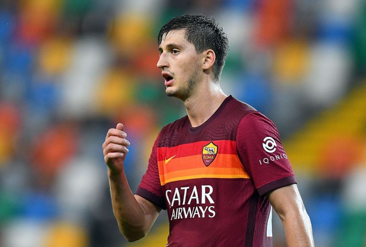 金喜真人-迪马济奥：乌迪内斯想租借罗马后卫库姆布拉，需要马洛卡提前退租